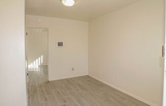 1 bed, 1 bath, 425 sqft, $1,995, Unit C