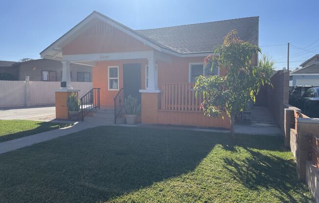 Wonderful Newly Remodeled 2 Bedroom House in Prime Alhambra Location