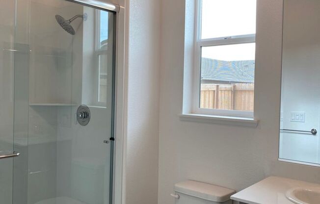 Gorgeous New Build with Solar Located in Elk Grove!