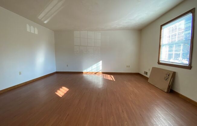 Spacious Two Bedroom Townhouse! Great Natural Light! Call Today!