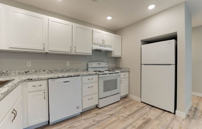 1 bed, 1 bath, 575 sqft, $1,200, Unit 2720-405