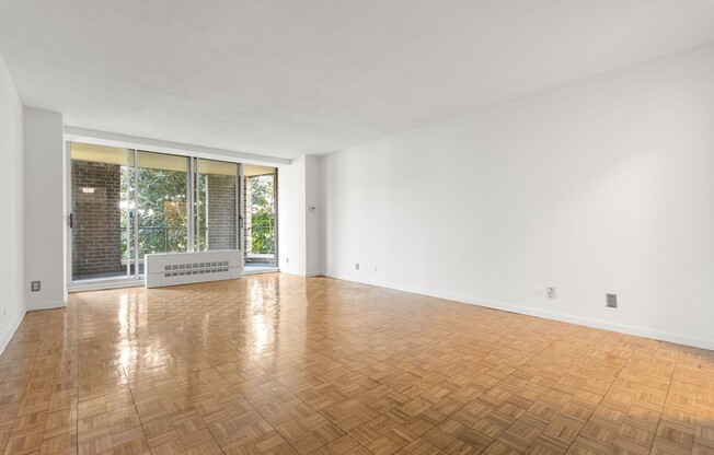 2 beds, 2 baths, 1,050 sqft, $4,050, Unit 523