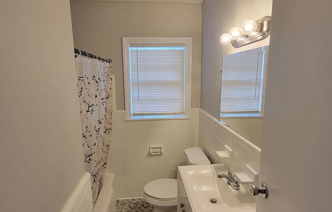 Roomy Cute Brick Ranch
