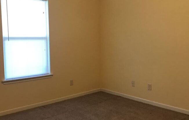 1 bed, 1 bath, $900, Unit # G 8