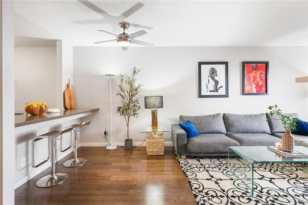 1 bed, 1 bath, 740 sqft, $3,000, Unit 326