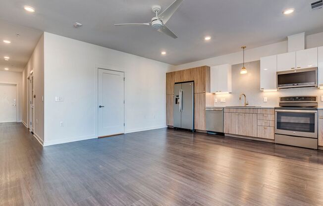 Modern 1 Bedroom, 1 Bath Condo at Public Lofts