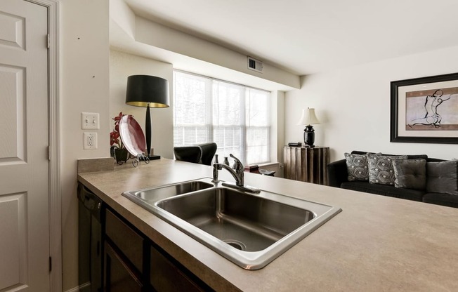 Luxury Apartment Rentals in National Landing Arlington VA