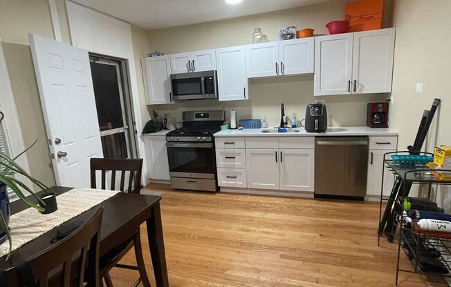 1 bed, 1 bath, 780 sqft, $1,395, Unit 2952-1