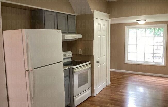 3 beds, 1 bath, $1,225