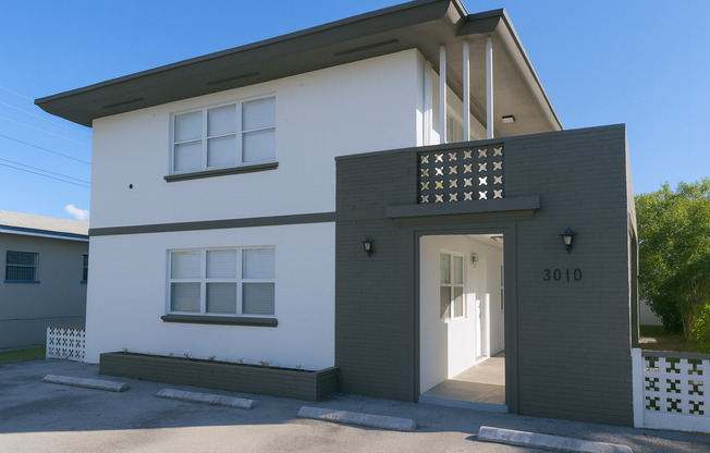 3010 West Flagler ST