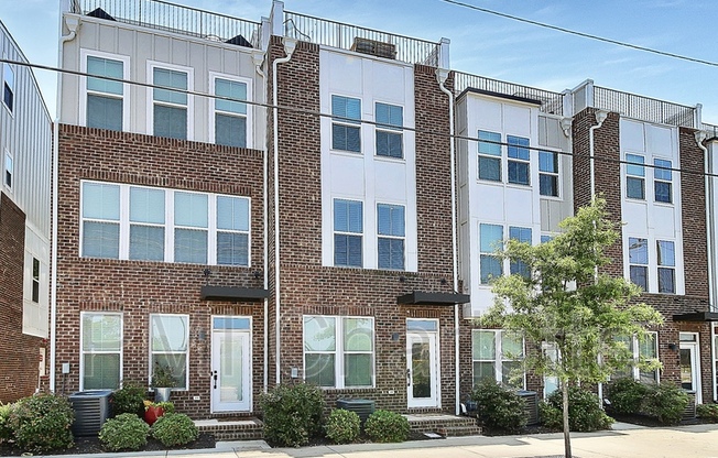 256 PARKWOOD AVE