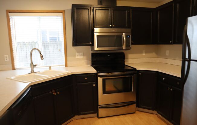 3 beds, 2 baths, $2,350