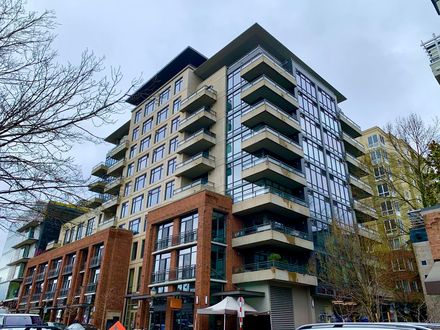 One Main St Condominium ~ Downtown Bellevue