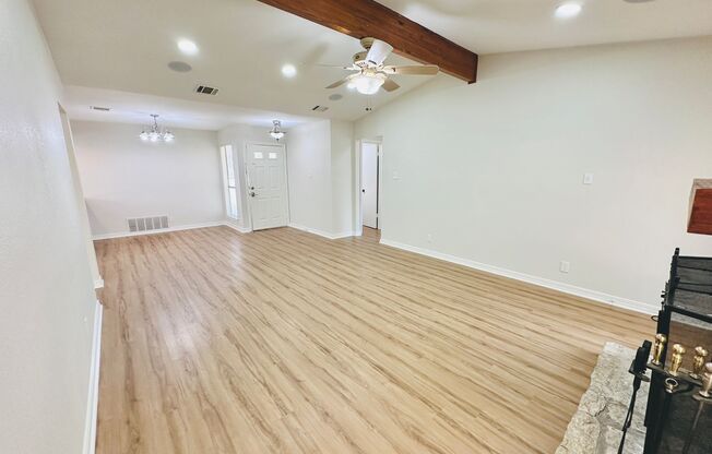 MOVE IN SPECIAL!!! - Updated 3-Bed Home with Granite Kitchen & Private Backyard in Round Rock