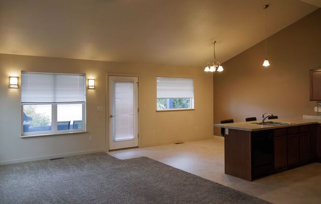 2 beds, 2 baths, $2,650