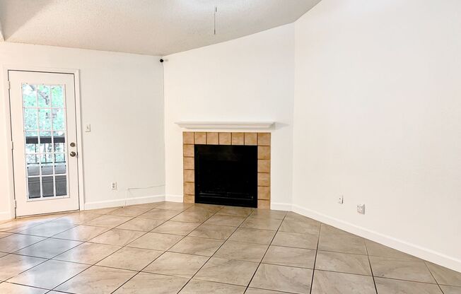 MOVE IN NOW!! Spacious 3 x2 on 2nd floor with screened in porch!! All tile floors!!