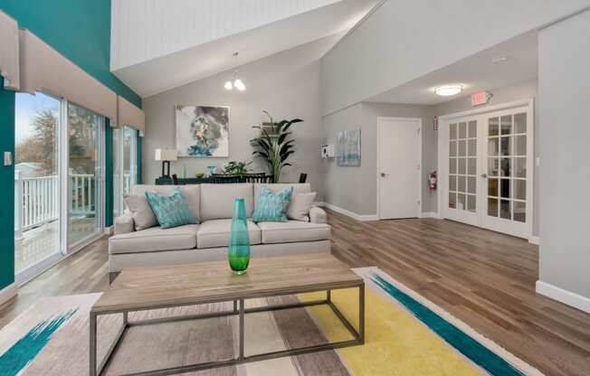 South Winds Apartments