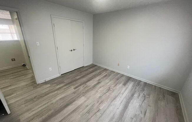 2 beds, 1 bath, 855 sqft, $1,099, Unit 3364-17