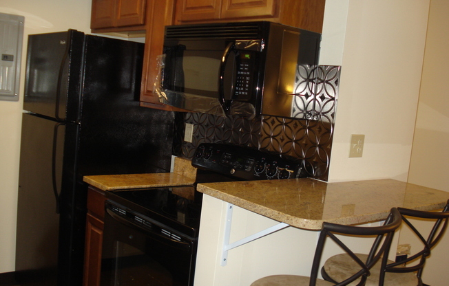 Studio, 1 bath, 440 sqft, $895, Unit PTE 1009A