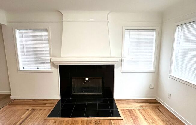 Charming 4 Bedroom Home Located in Lomita Park Neighborhood