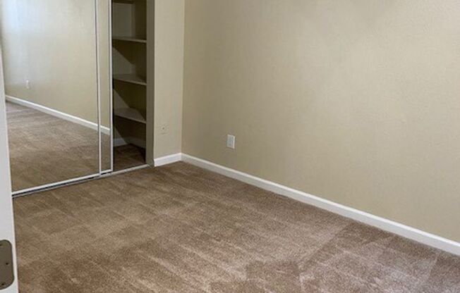 1 bed, 1 bath, 700 sqft, $1,750, Unit 139