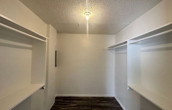 1 bed, 1 bath, 650 sqft, $795, Unit Blackwelder #2