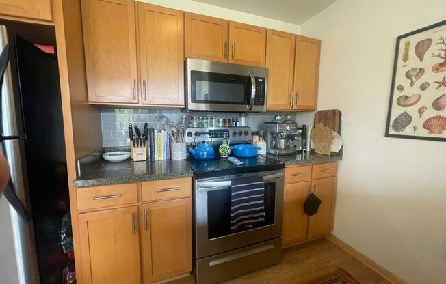 1 bed, 1 bath, 729 sqft, $1,625, Unit 311