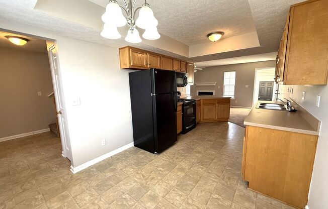 LARGE 2 Bedroom 2 1/2 Bath Townhome with Full Finished Basement and 1 Car Garage Located in Valley Station