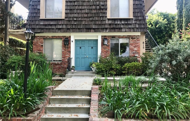 815 Magnolia Ave