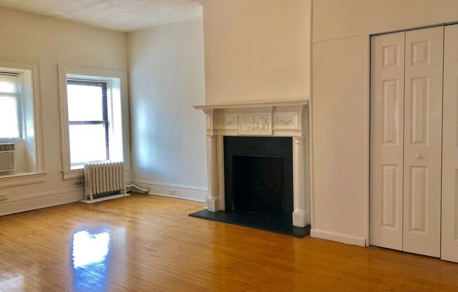 1 bed, 1 bath, 450 sqft, $1,499, Unit 1301-73