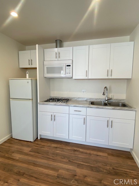 1 bed, 1 bath, 400 sqft, $1,600