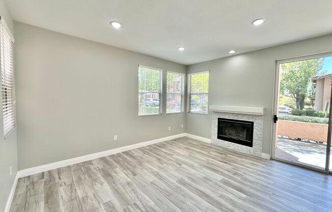 Dream Designer Home in the Beautiful Vista Del Lago Community!