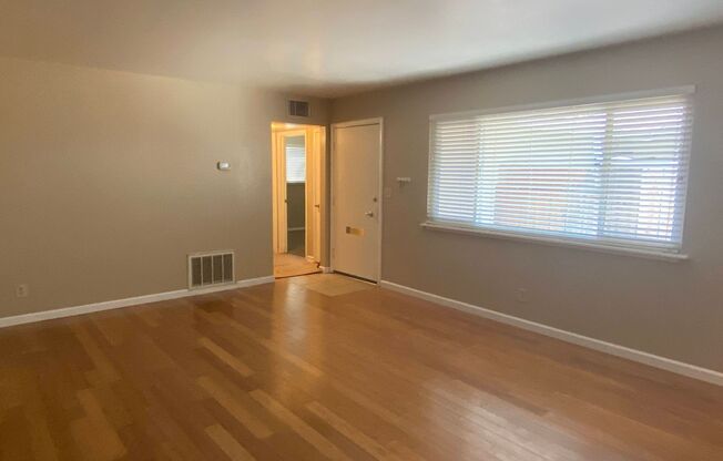 139 W. Lassen Ave. #26