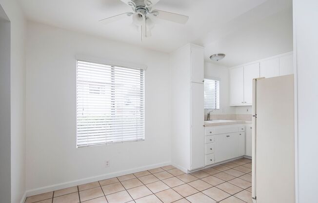 Surround Yourself with Serene Landscape in this La Mesa 1b/1ba! (AC, Parking, Laundry, & More!)