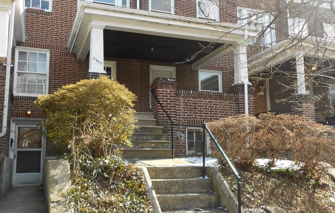 3209 Guilford Ave