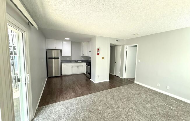 Park Apartments-Beautiful recently renovated