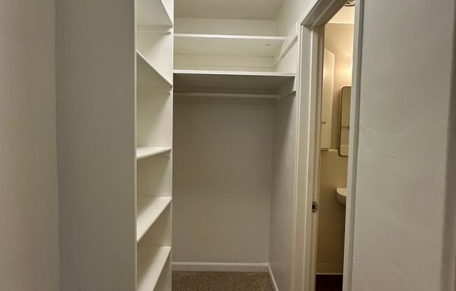 Studio, 1 bath, $1,425, Unit 209