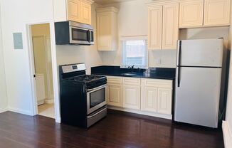 Studio, 1 bath, 400 sqft, $1,985, Unit 6