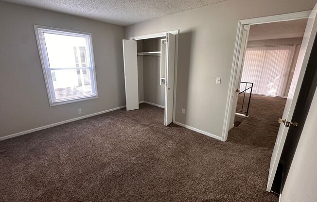 $1195 - 3 room 2 bath - Apartment located in Riverside