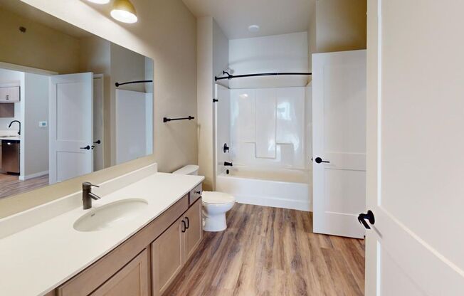 1 bed, 1 bath, 851 sqft, $1,425, Unit 545B-408