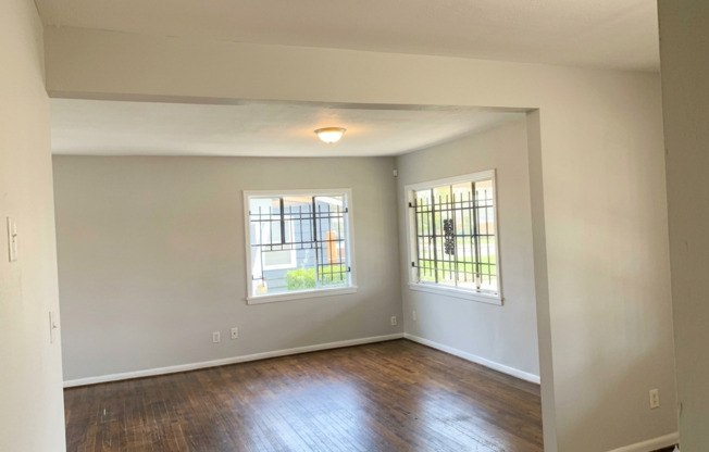 4 Bedroom Single Family in Houston! Recently Remodeled