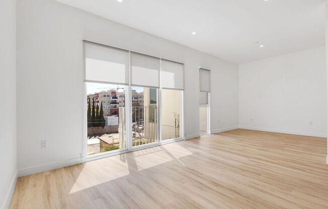 1 bed, 1 bath, 739 sqft, $2,995, Unit 306