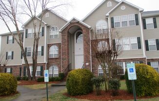 Main Level Condo near Wake Forest University and historic Bethabara