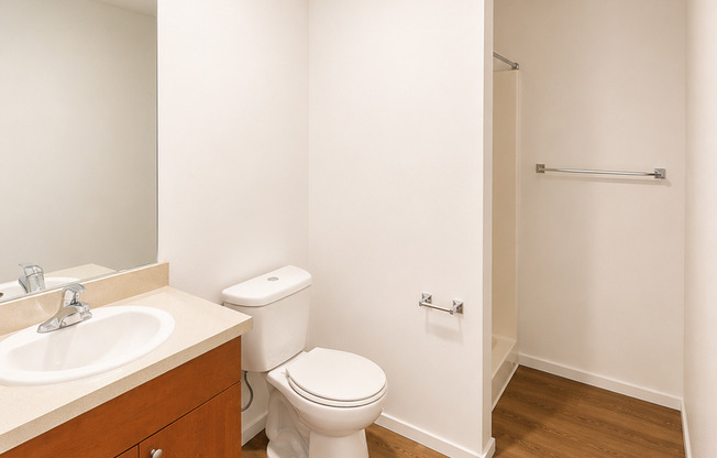 Studio, 1 bath, 175 sqft, $1,195, Unit 3419