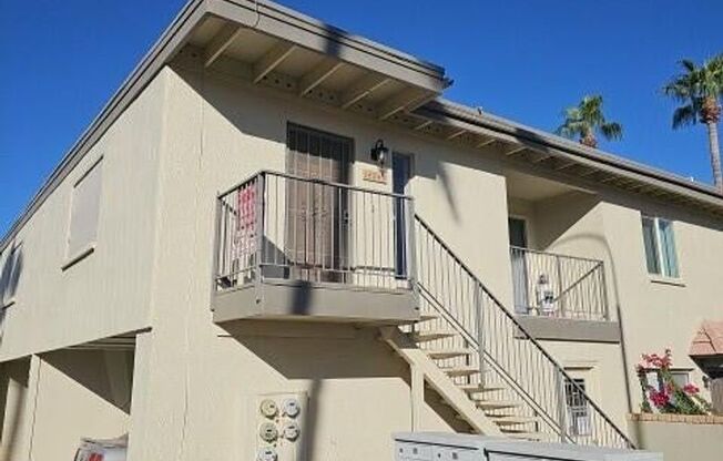 2 beds, 1 bath, $1,699