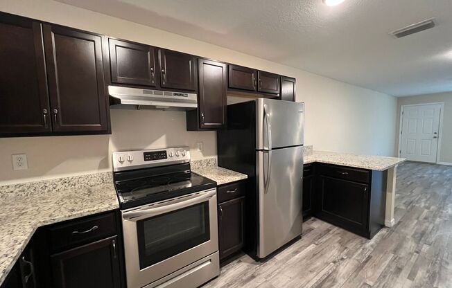 2 beds, 2 baths, $1,299