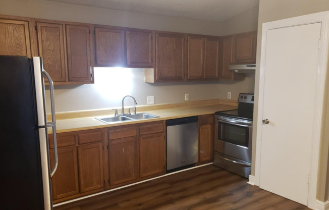 2 beds, 2 baths, $1,250