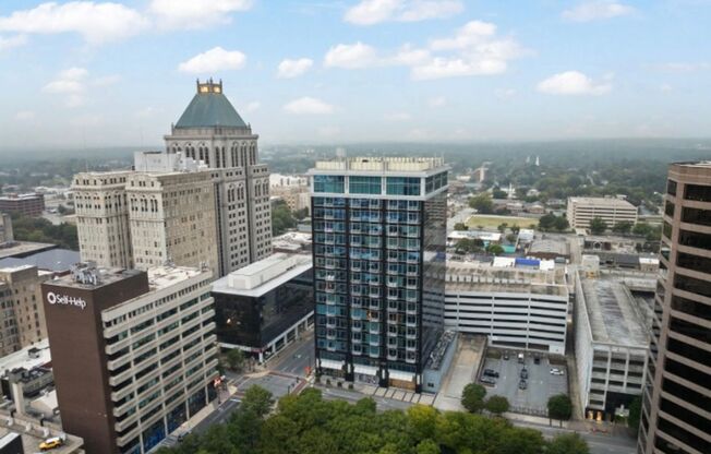 Centerpointe- Urban luxury living!!