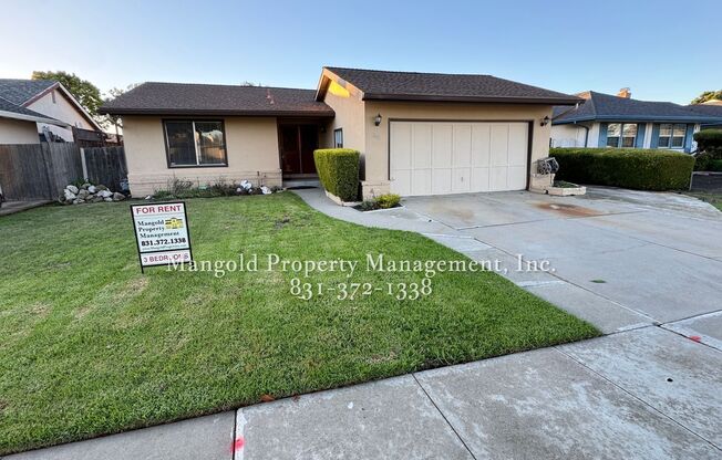 Spacious 3-Bed 2-Bath Home in South Salinas Neighborhood with Large Fenced Yard and Fireplace