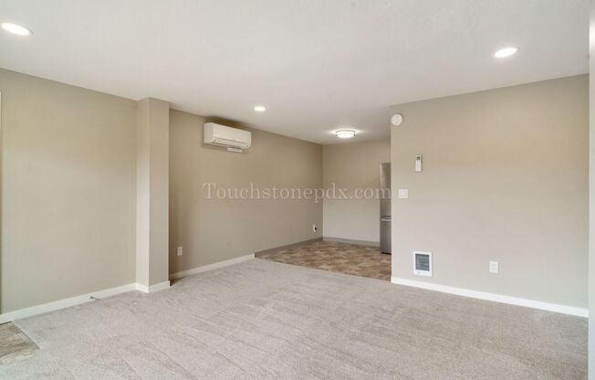 2 beds, 1 bath, 864 sqft, $1,695